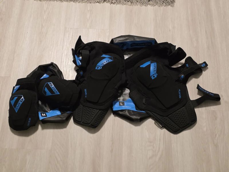 Prodám chrániče Enduro / Downhill 7idp Flex