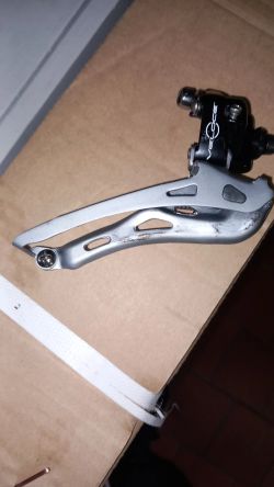 Přesmykač Sram Force a přesmykač campagnolo veloce 