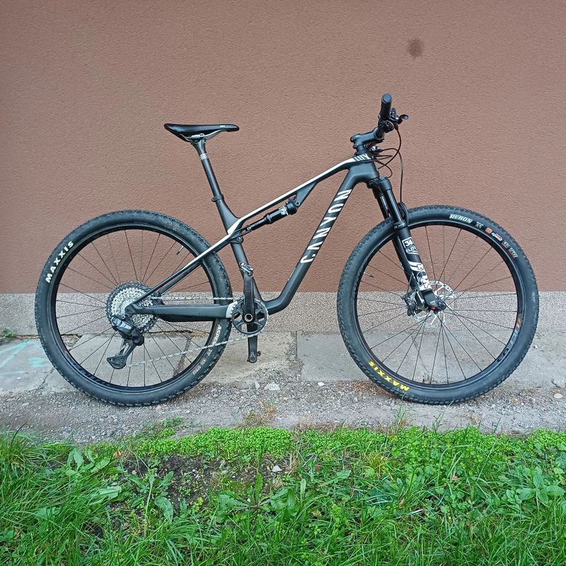 Canyon Lux CF SL 7.0 2020 - platí do smazání