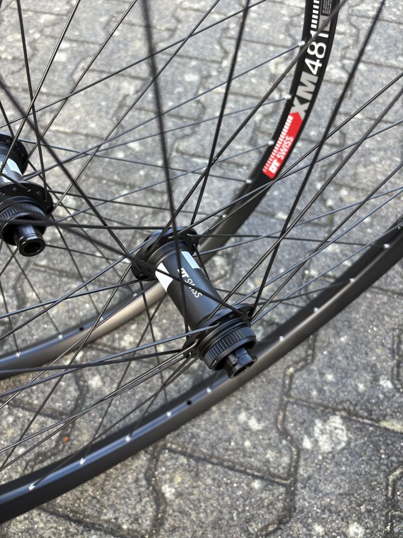 Zapletená kola DT Swiss XM481, náboje DT350 29" Boost
