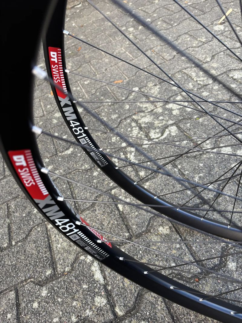 Zapletená kola DT Swiss XM481, náboje DT350 29" Boost