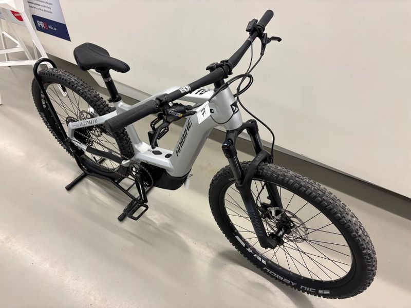 Haibike Haibike AllTrack 9 kola 27,5" vel.S