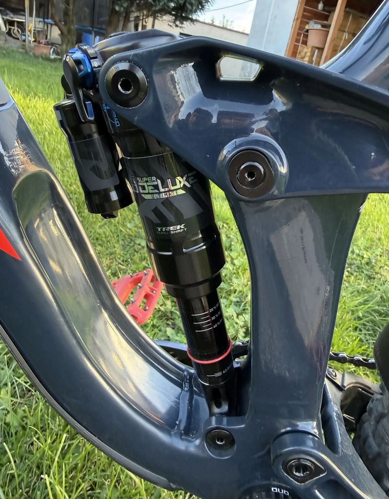 Trek Slash AXS