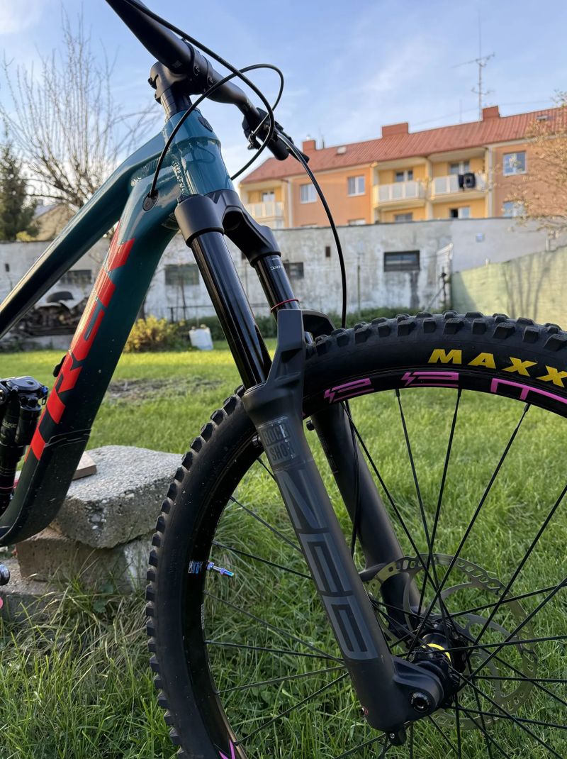 Trek Slash AXS