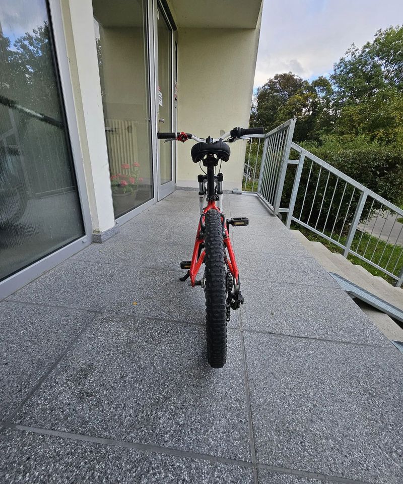 Specialized Hotrock