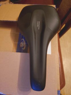 ERGON sedlo SR Allroad Core Comp Men M/L černá/šedá