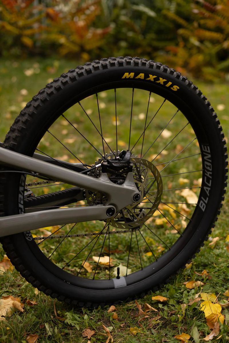 YT Industries Capra CF Uncaged 10 MX