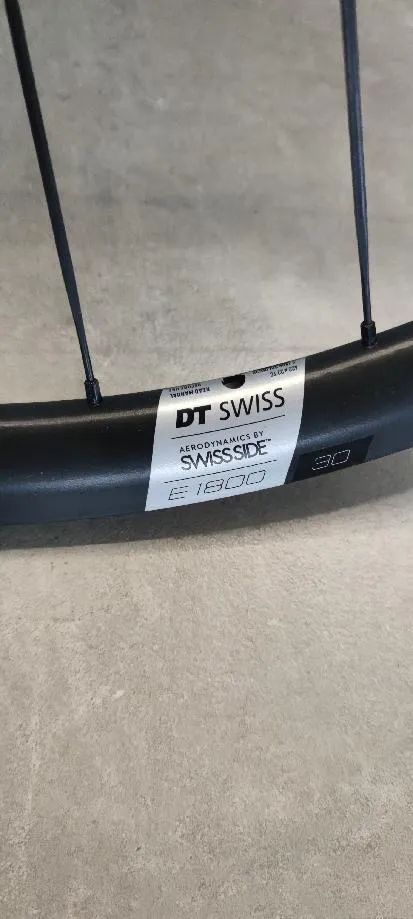 Nové výplety zn. DT Swiss E 1800 za cenu 5800 Kč 