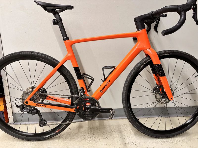 Scott Addict gravel 40 velikost M