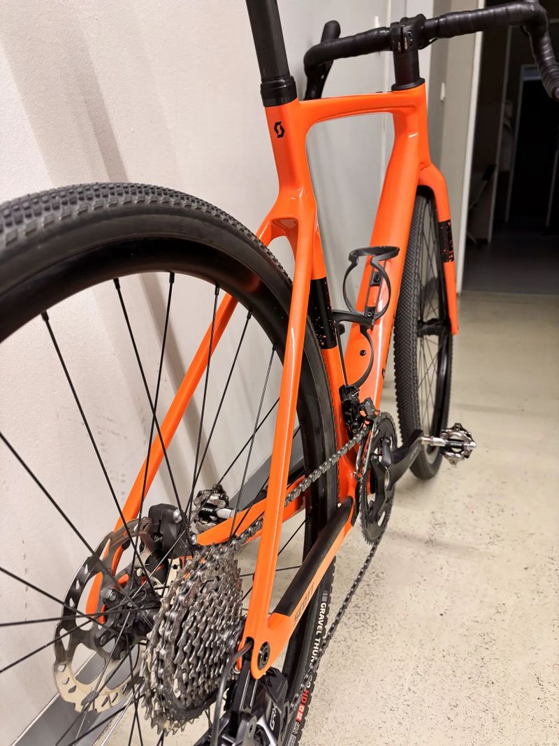 Scott Addict gravel 40 velikost M