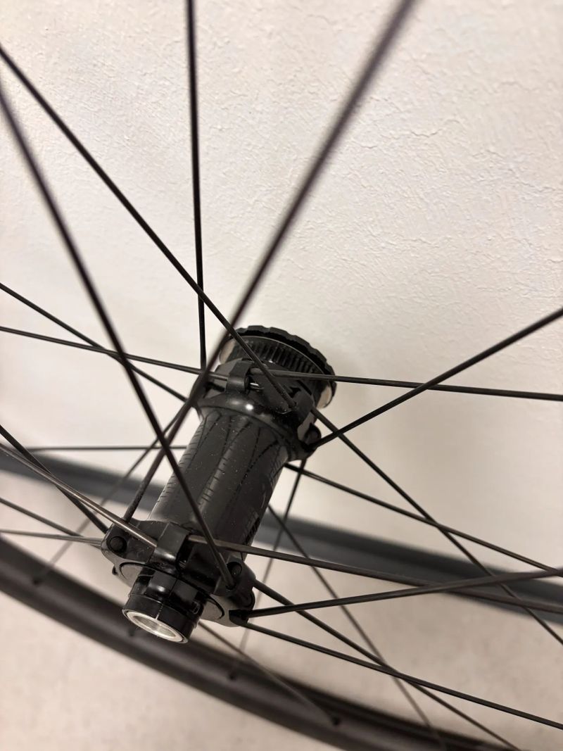PRODÁM zapletená kola Fulcrum Rapid RED Carbon