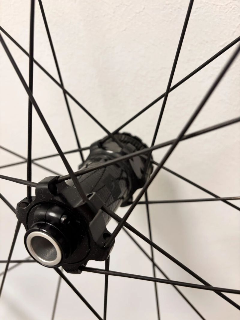 PRODÁM zapletená kola Fulcrum Rapid RED Carbon
