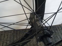 Zapletená kola DT Swiss XM1700 XD