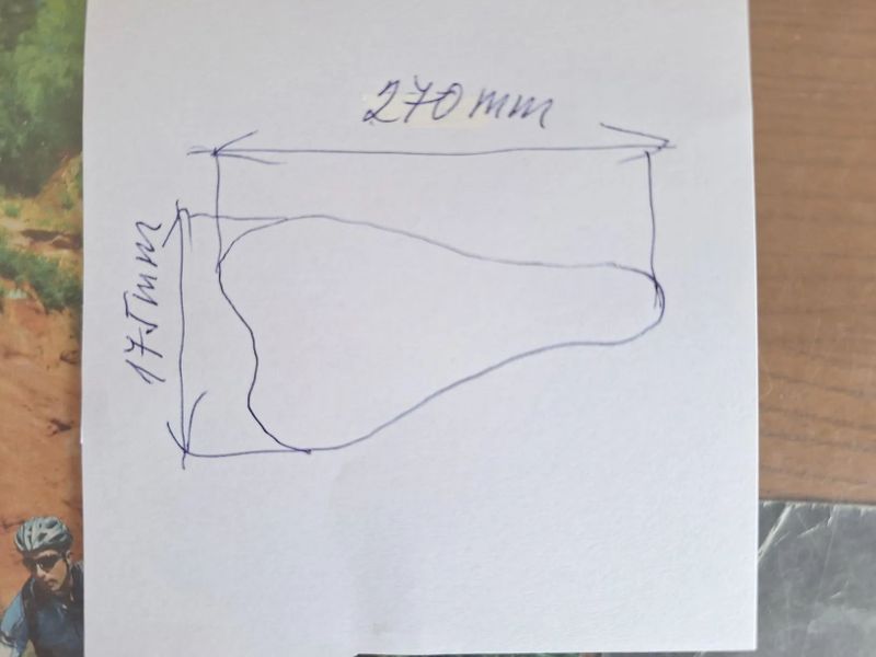 Pohodlné sportovní pánské sedlo VELO wide.