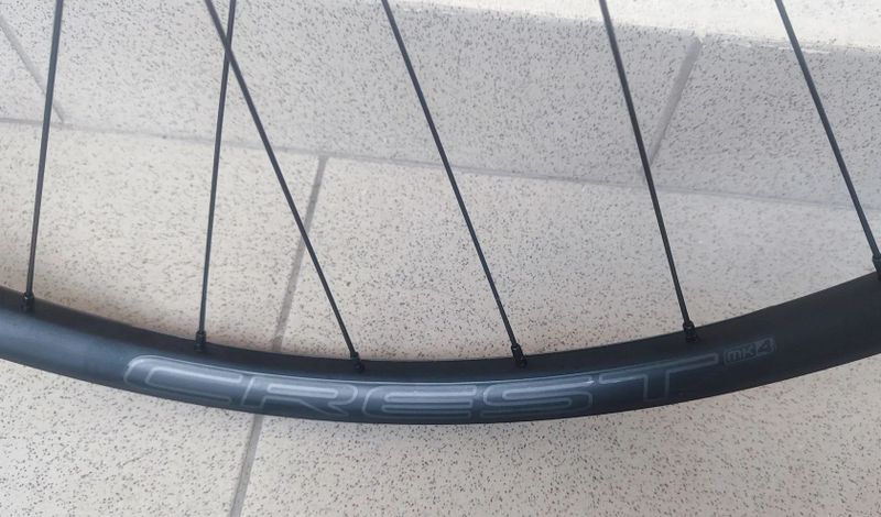 Nová zapletená 29" kola Stan's NoTubes, Shimano