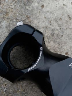 Gravity na Cannondale lefty headshock