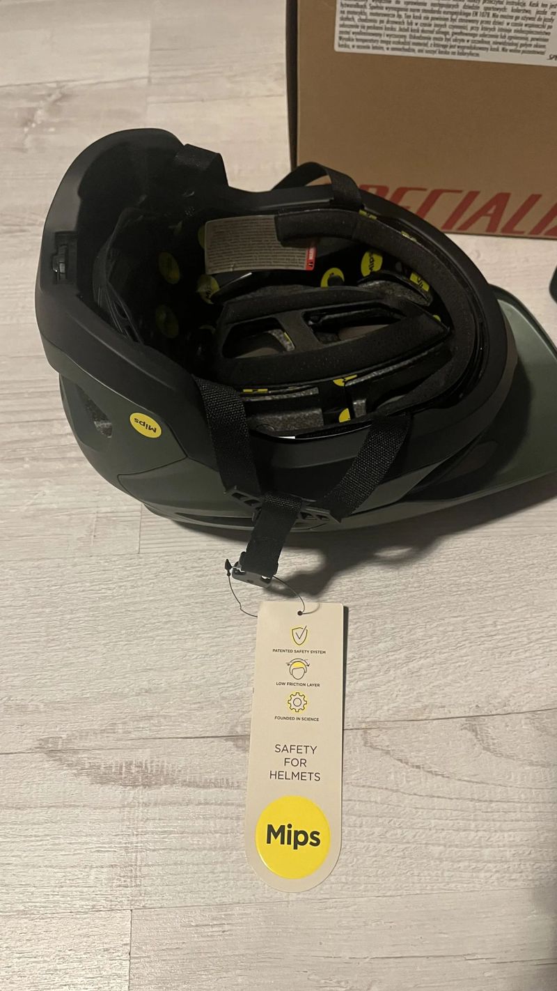 Specialized Tactic 4