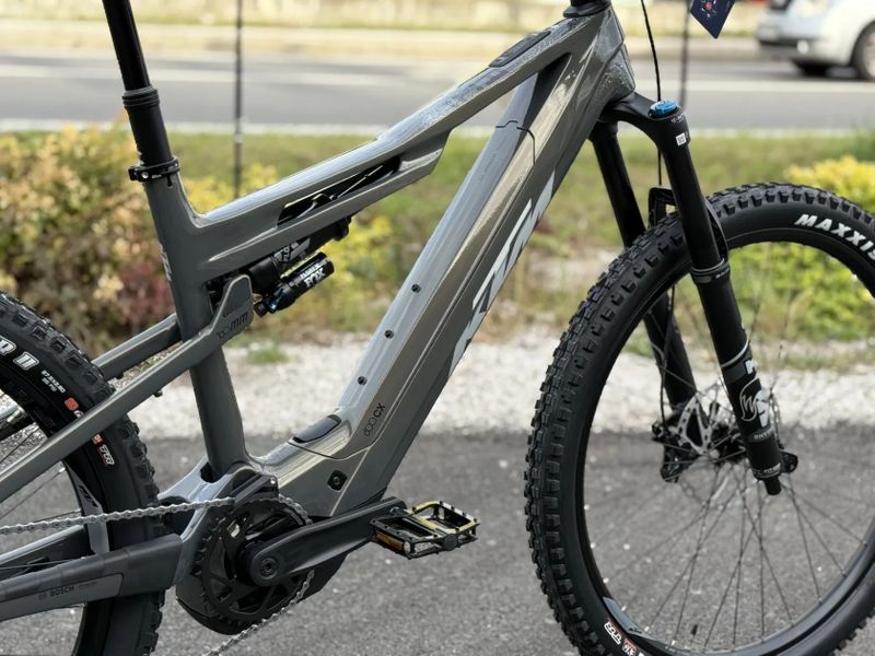 KTM MACINA KAPOHO 8971 2026 Di2 AutoShift