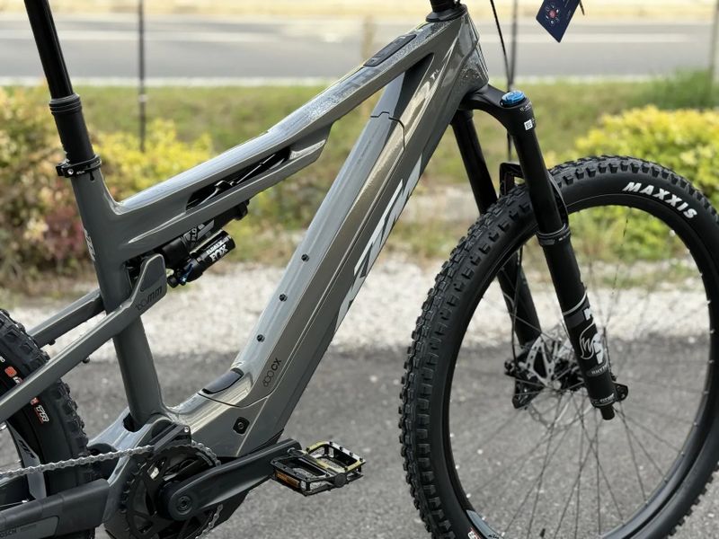 KTM MACINA KAPOHO 8971 2026 Di2 AutoShift