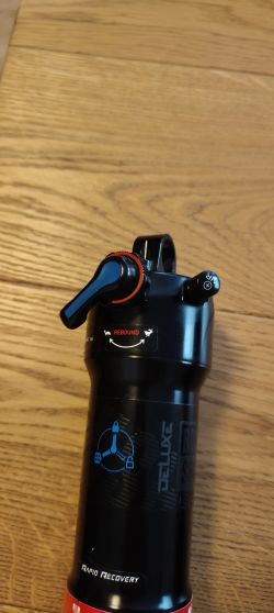 RockShox Deluxe RT, 230x 57,5