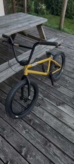 Flybikes SION LHD Flat Sulfur Yellow
