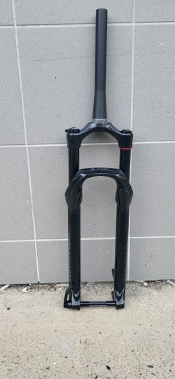 VIDLICE 29" ROCK SHOX Judy Gold RL 29" Solo Air 120 Tapered Boost
