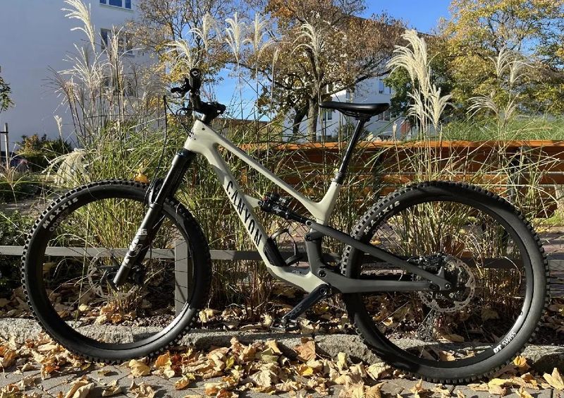 SLEVA - Canyon Spectral CF 7 /2025 - Záruka