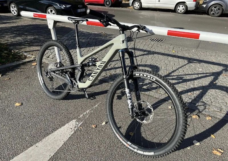SLEVA - Canyon Spectral CF 7 /2025 - Záruka