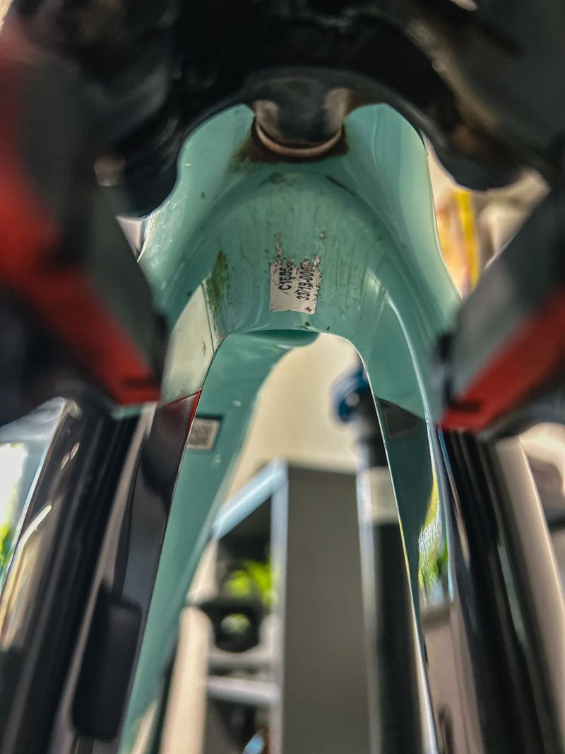 Bianchi Oltre XR3 – Ultegra Di2 / Campagnolo Bora WTO 45 – Vel. 55