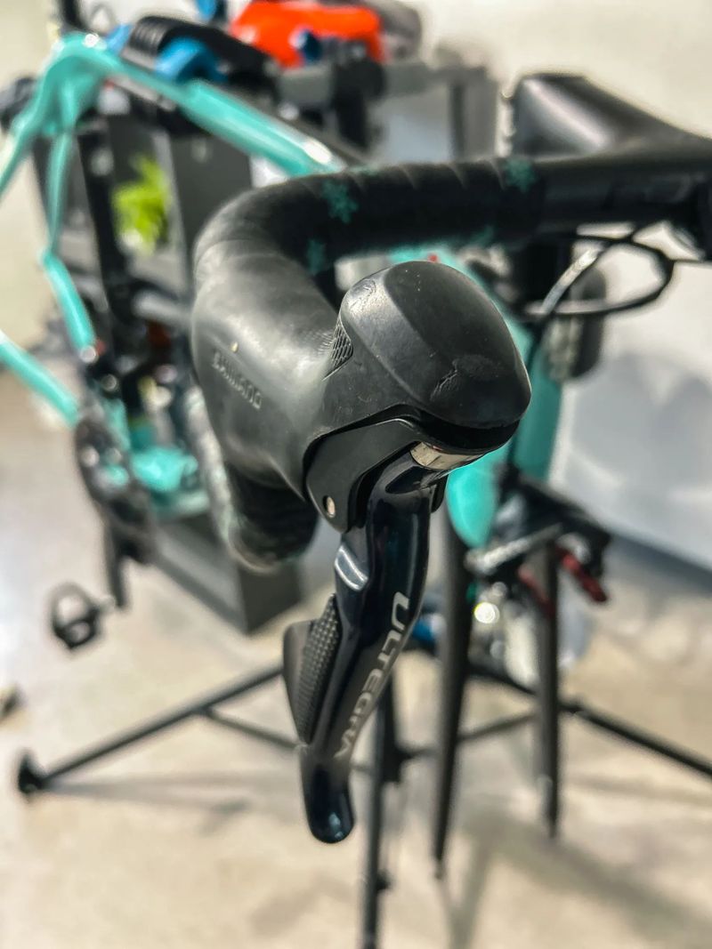 Bianchi Oltre XR3 – Ultegra Di2 / Campagnolo Bora WTO 45 – Vel. 55