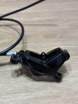 Třmen Sram Code RSC