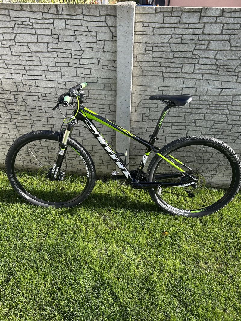 Scott Scale 735