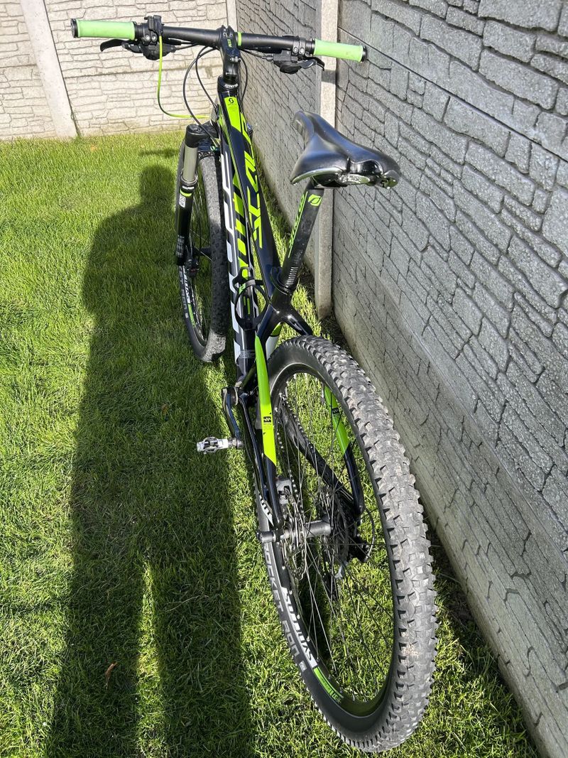 Scott Scale 735