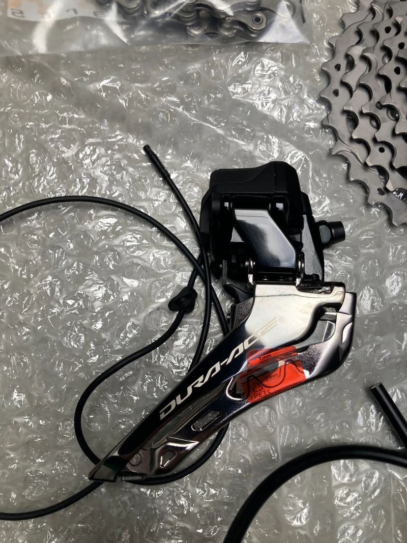 Shimano Dura-Ace R9200 Di2 2×12