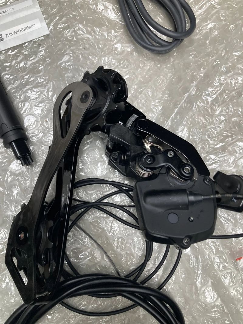 Shimano Dura-Ace R9200 Di2 2×12