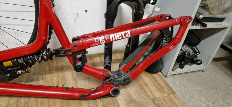 Commencal