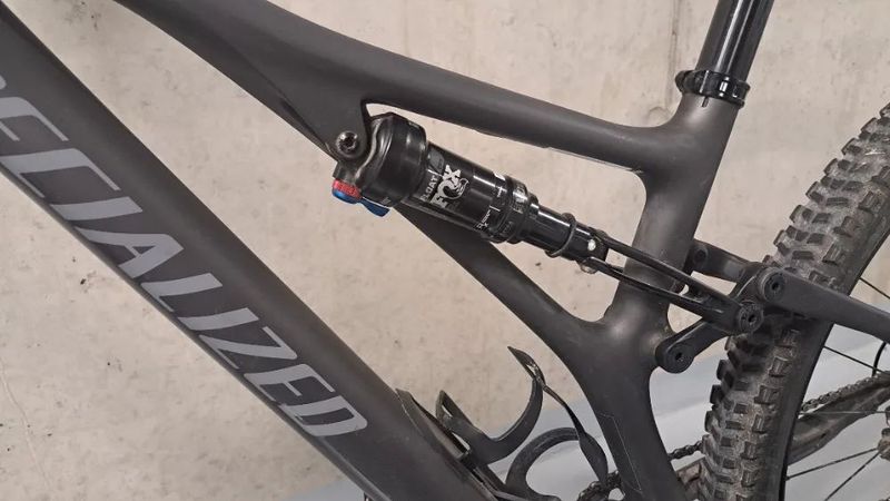 Prodám Specialized Stumpjumper Fact Carbon