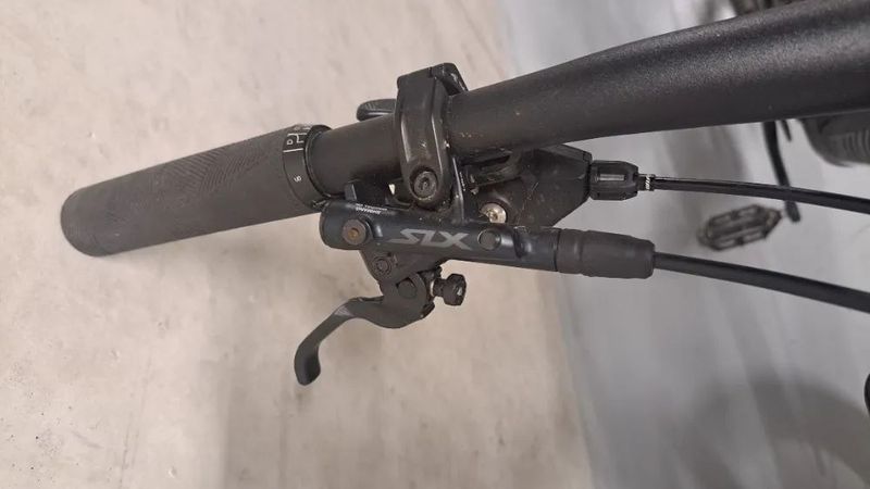 Prodám Specialized Stumpjumper Fact Carbon