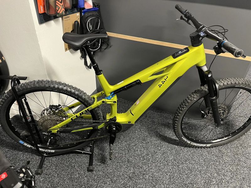 CUBE Stereo Hybrid ONE44 HPC RACE 800 vel.XL 2025 542km