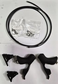 brzdy a páky Sram Rival eTap AXS D1