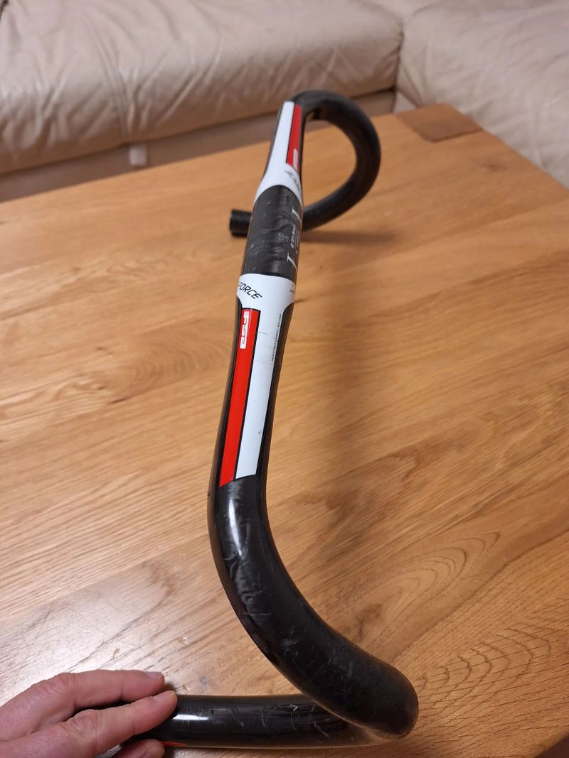 Zamluveno FSA K-Force, 440mm, 205g