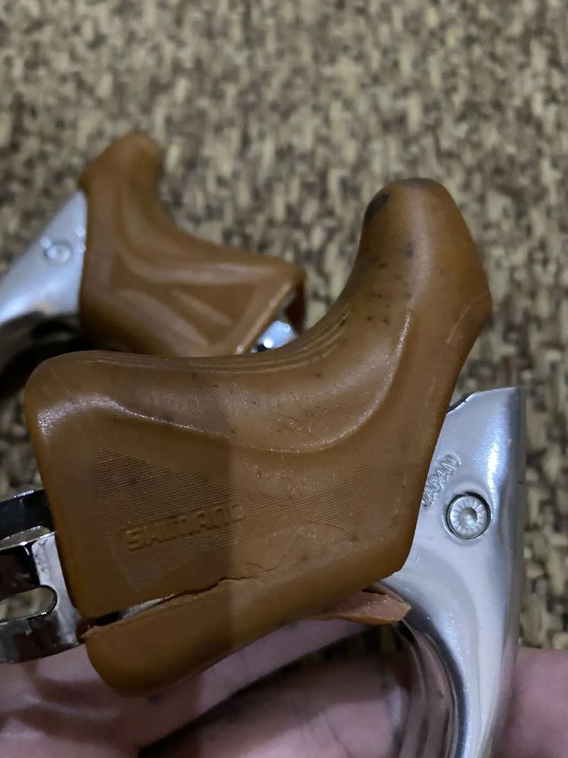 Brzdové páky Shimano 600