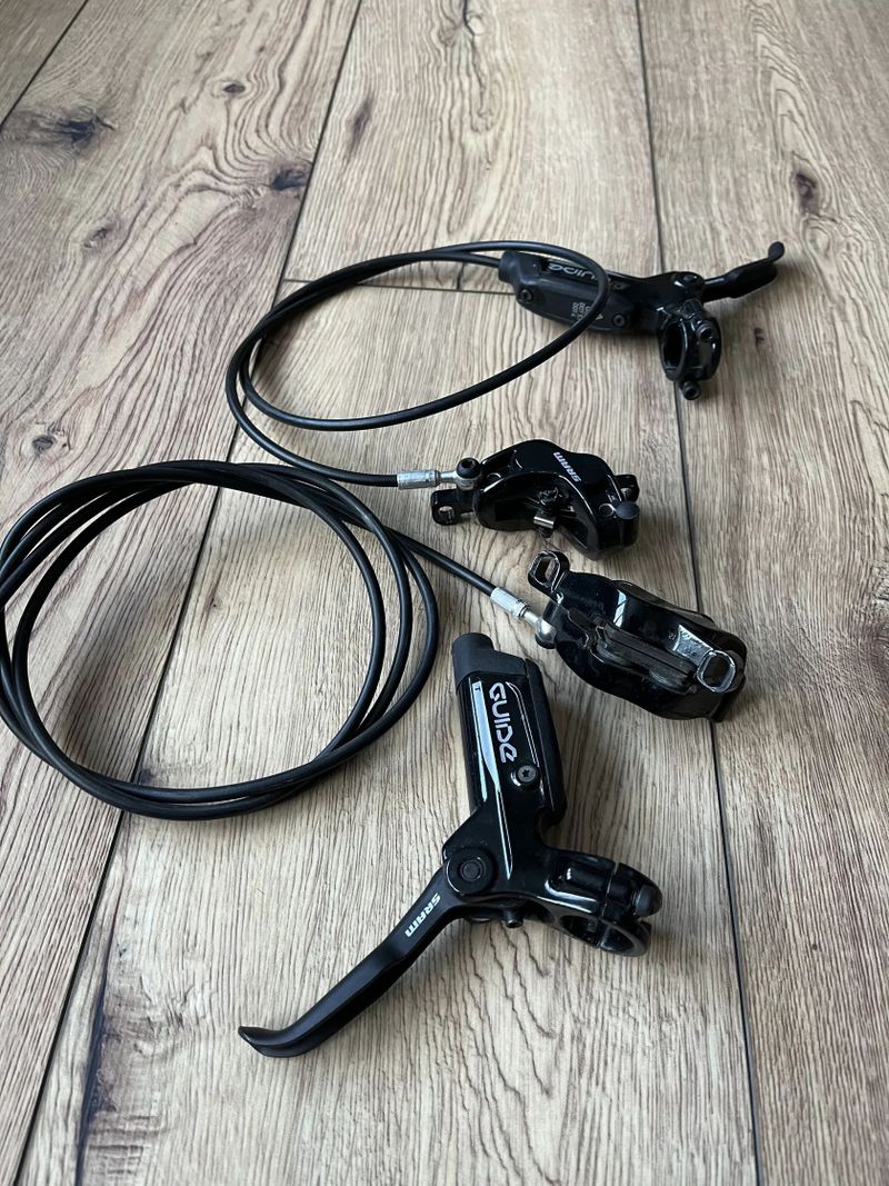 Kotoučové brzdy sram guide T