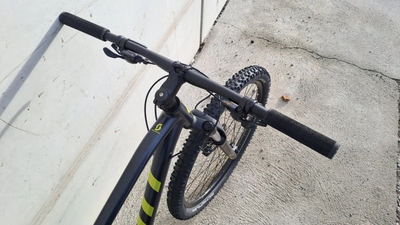 SCOTT ASPECT 960 (vel. L, 29") – včetně náhradních plášťů + bohatého příslušenství
