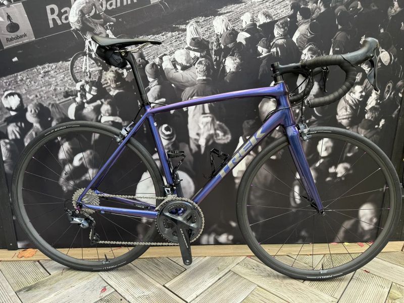 Trek Emonda ALR vel: 56 zakázková stavba