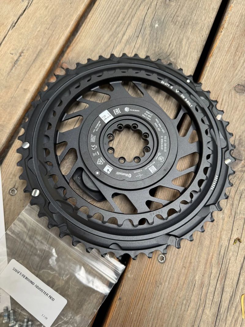 Převodníky s měřičem výkonu Sram Red 50/37