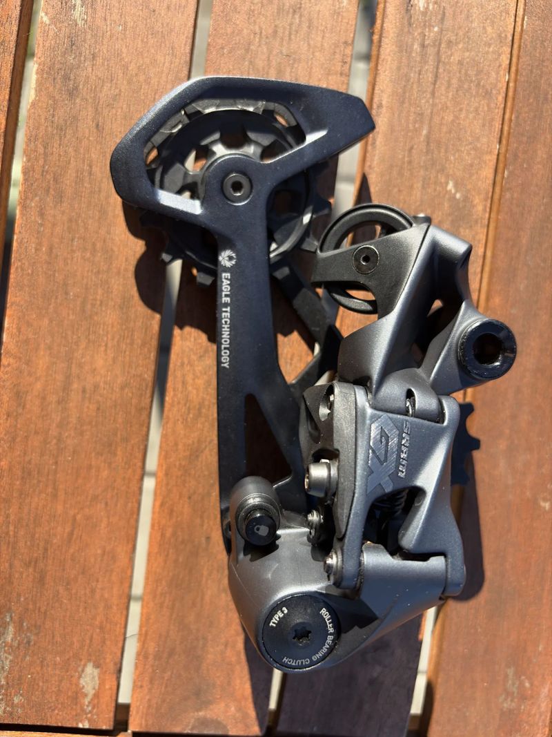 Sram GX Eagle přehazovačka 12 sp. Lunar + 12 sp. řazení Sram GX a Sram XS