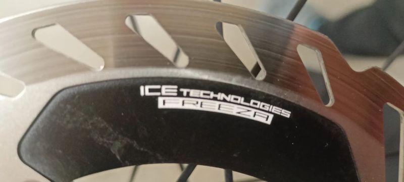 Bontrager Aerolus 51 Pro (REZERVACE DO 3.11.25)