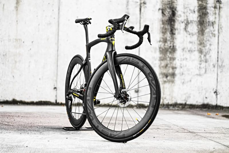 Pinarello Dogma F12, Shimano Ultegra Di2, FastWay RD60