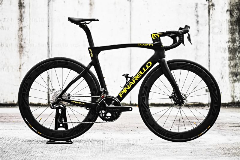 Pinarello Dogma F12, Shimano Ultegra Di2, FastWay RD60